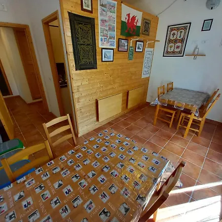 Celtic House Oda ve Kahvaltı 3*